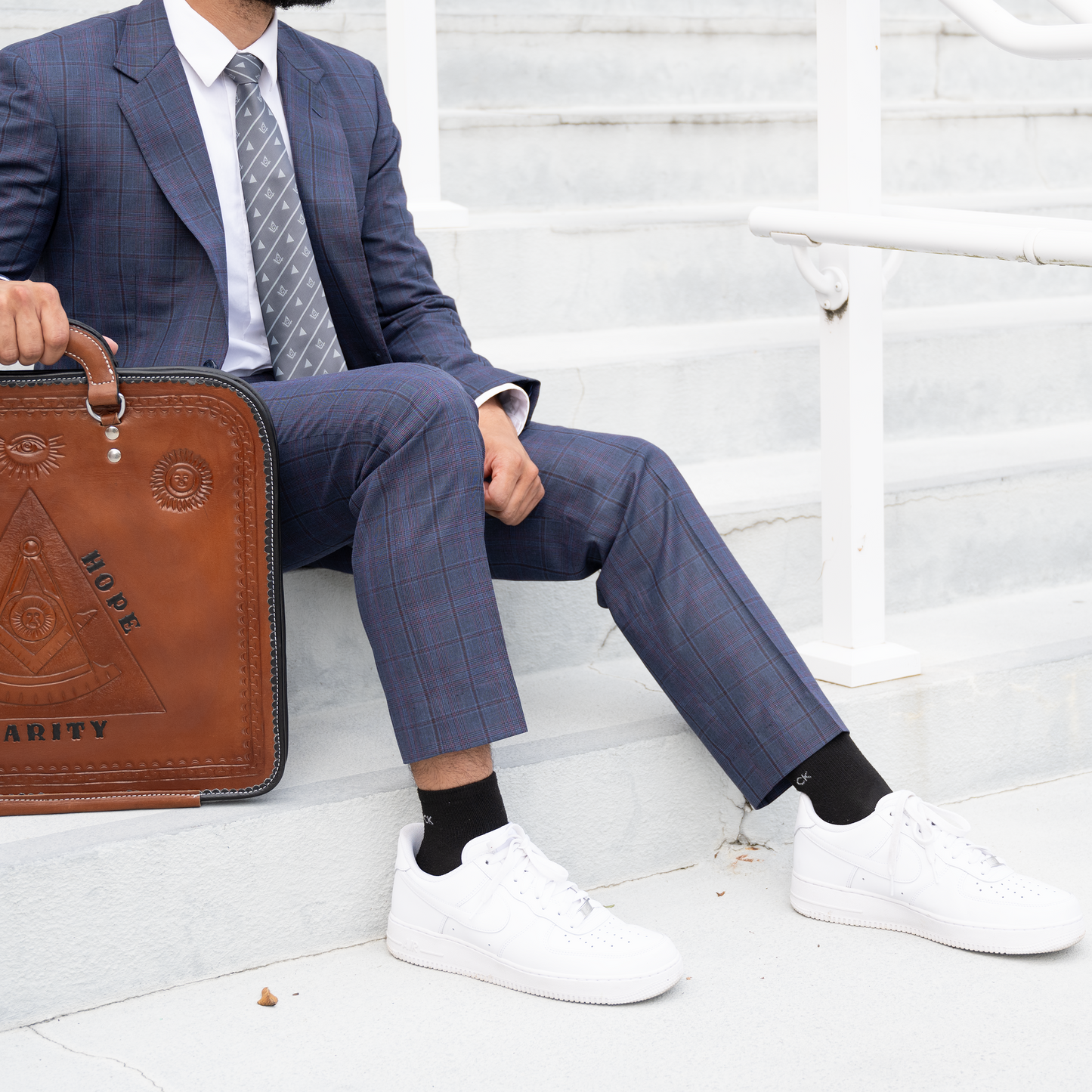 Grey Masonic Tie – Square & Compass & Triangle Design